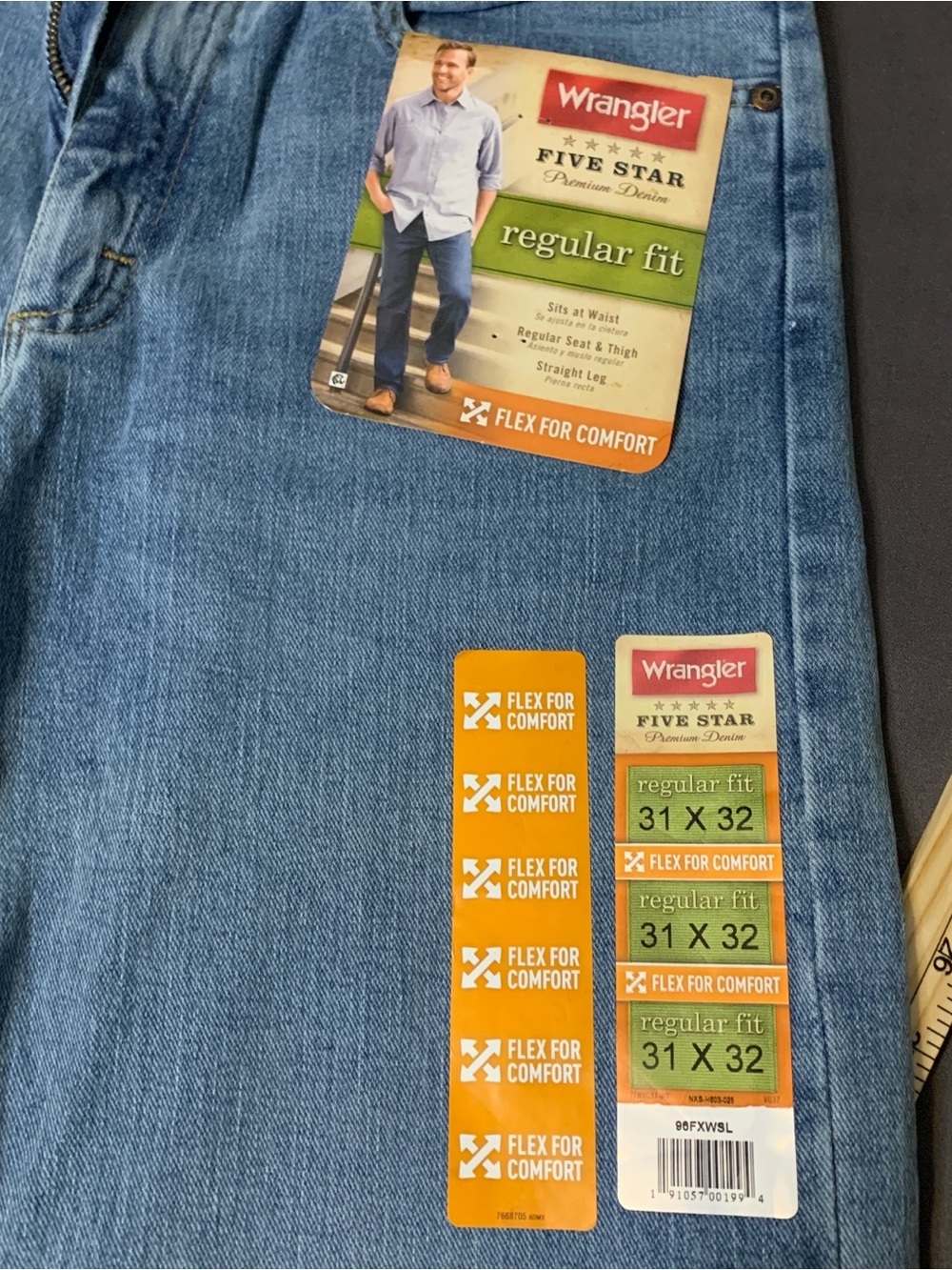 NWT Wrangler Five Star Men's Regular Fit Blue Jeans - 31 x 32